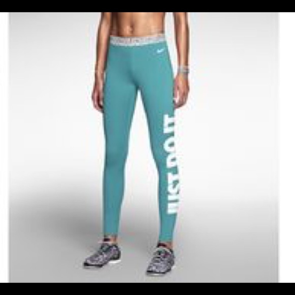 Nike Leggings (M)